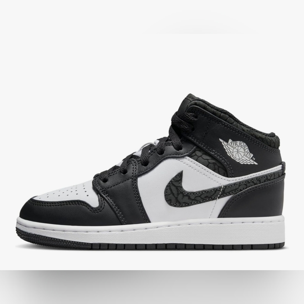 Nike Air Jordan Panda Elephant Black White FB9909 001 Size 6 Youth​​​